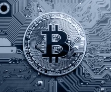 افزایش ذخایر بیت کوین در صرافی ها؛ نشانه ای از اصلاح قیمت یا فرصت خرید؟