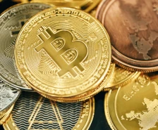 پیش بینی بیت کوین ۹۵ هزار دلاری؛ آیا اصلاح قیمت طلا جرقه صعود را می زند؟